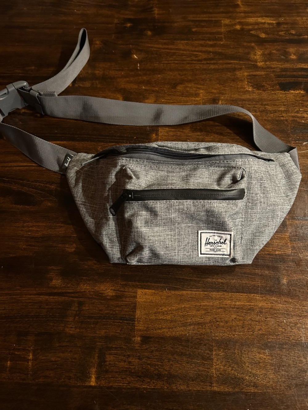 Herschel Seventeen Hip Pack bag size OS